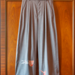 PLEATED WOOL KITE TROUSERS IN GREY