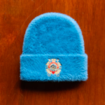 SHAGGY CROWN BEANIE IN BLUE